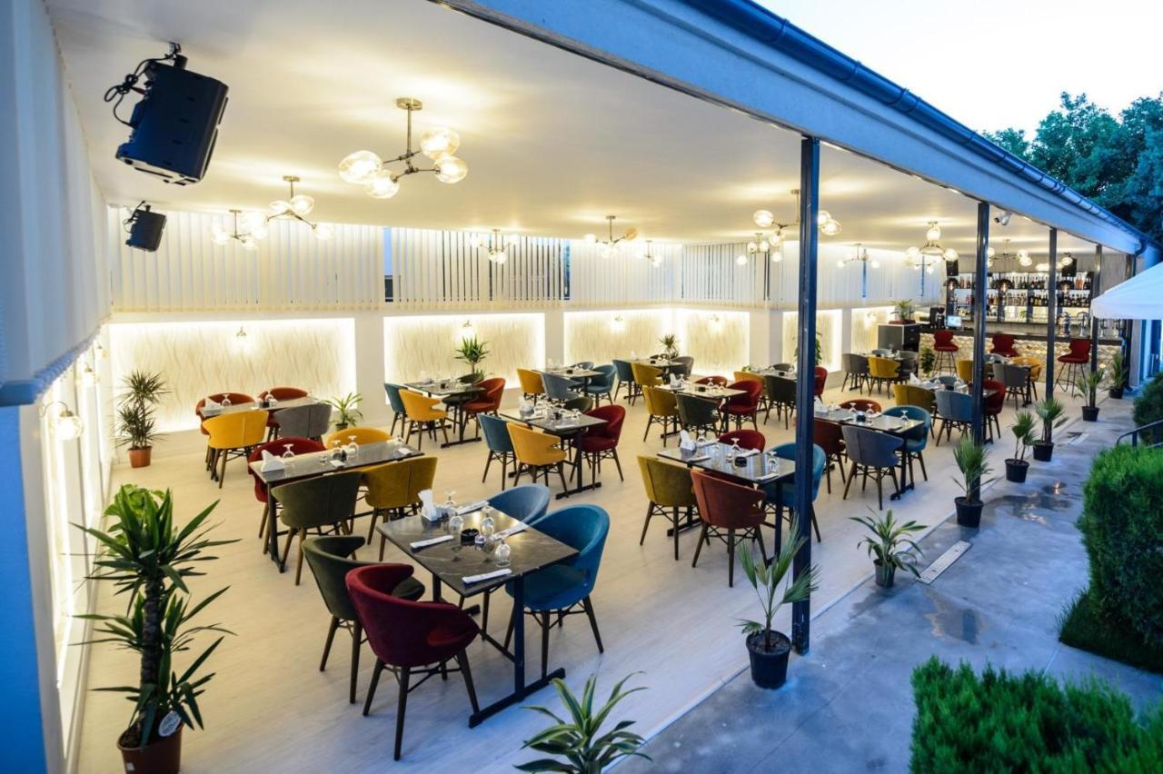 Casa On Hotel Navodari Ngoại thất bức ảnh